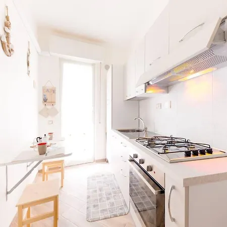 Portofino City Center - Near Sea - Ac - Wi-fi Apartment